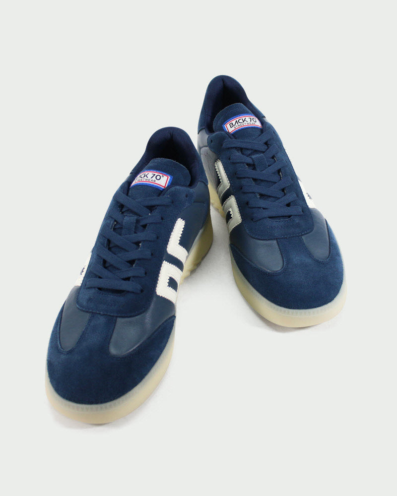 Back 70 Sneaker