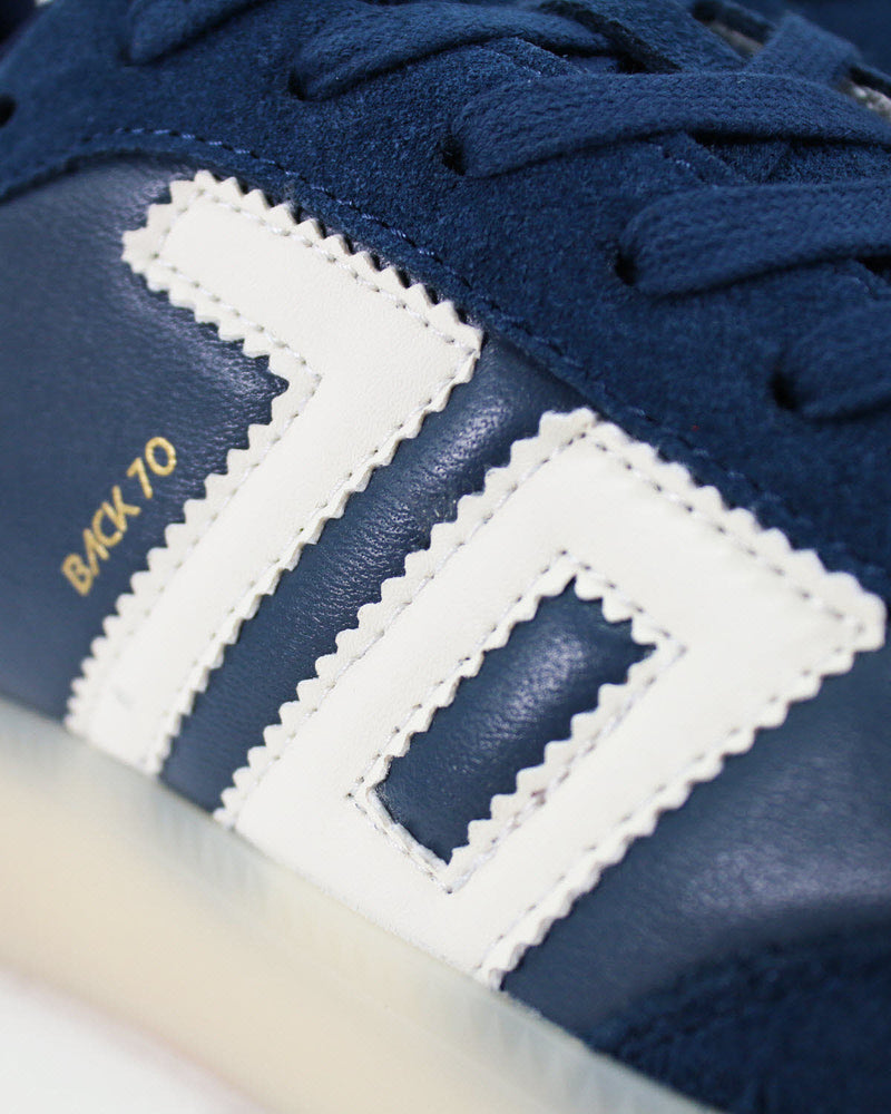 Back 70 Sneaker