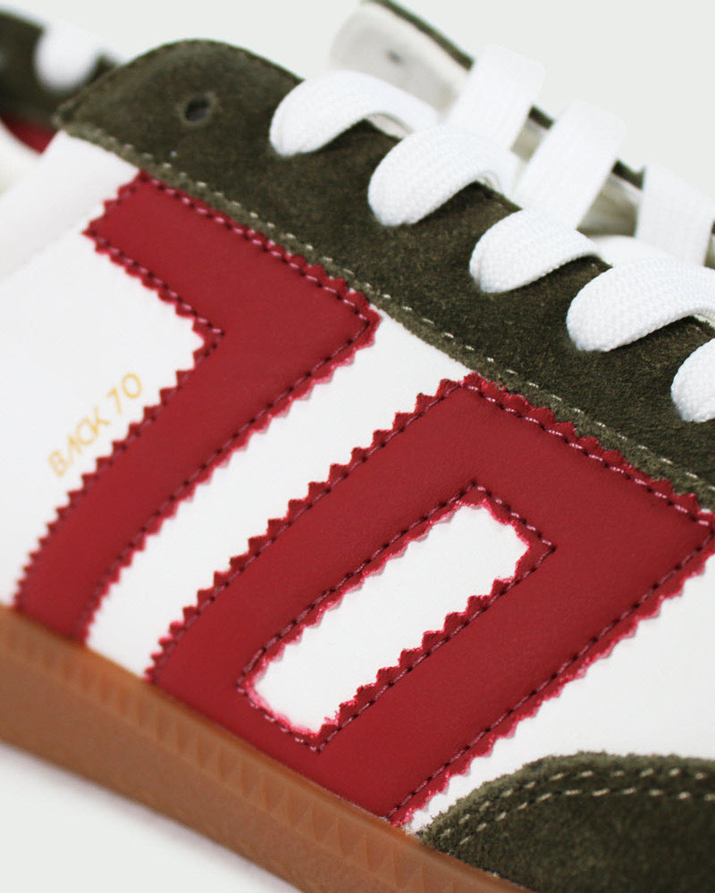 Back 70 Sneaker